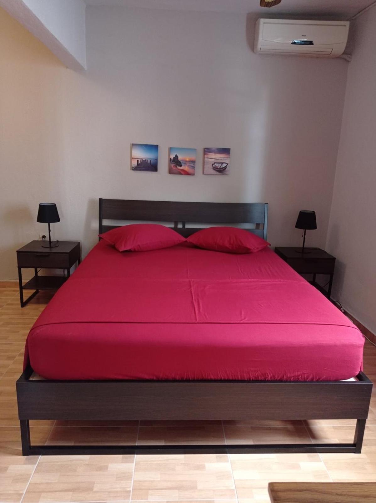 דירות וולוס Comfortable & Cozy House מראה חיצוני תמונה